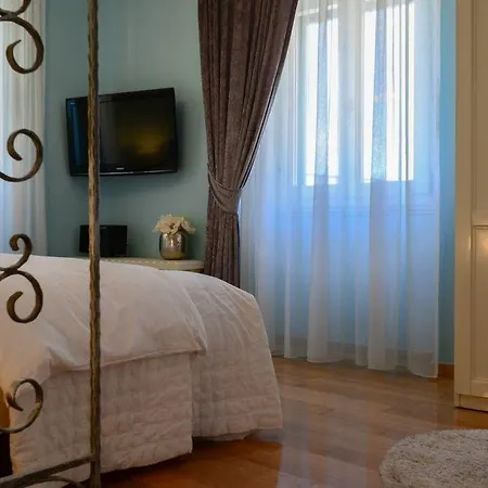 Tri Lava Luxury Living