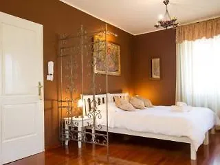 Tri Lava Luxury Living Σπλιτ