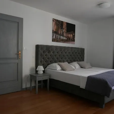 Tri Lava Luxury Living 4* 스플리트
