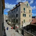 Apartment Tri Lava Luxury Living *
