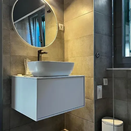 ゲストハウス Tri Lava Luxury Living スプリト