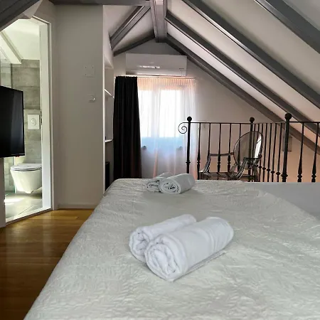 דירה Tri Lava Luxury Living *