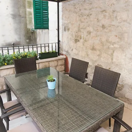 Tri Lava Luxury Living Apartman Split