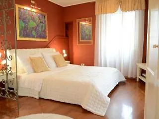 Tri Lava Luxury Living 4* Σπλιτ